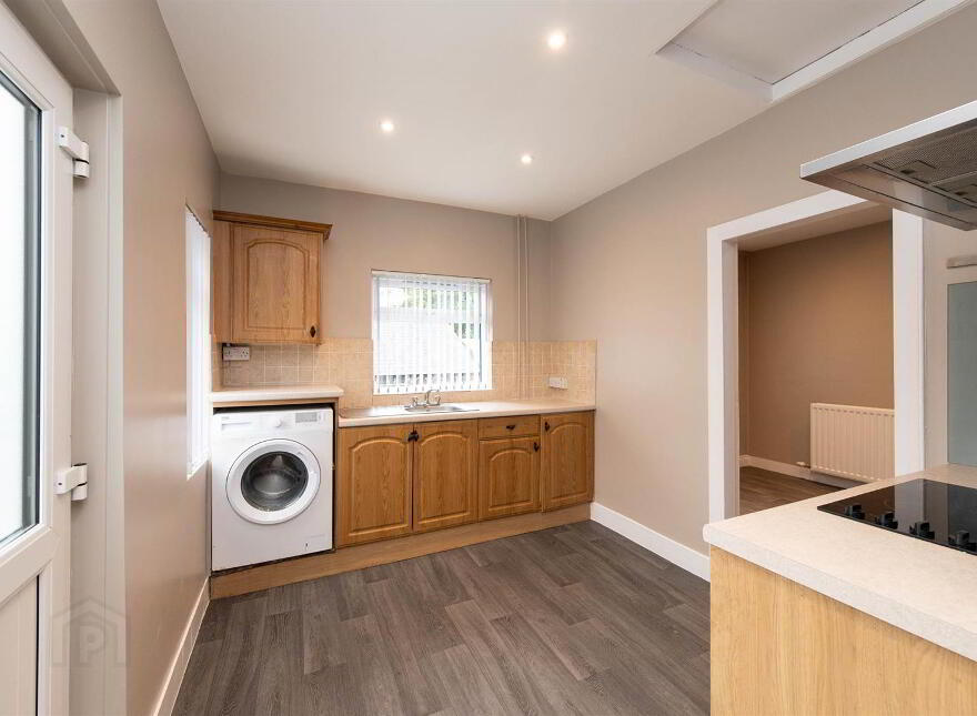 28 Oughley Road, Saintfield, Ballynahinch, BT24 7DA