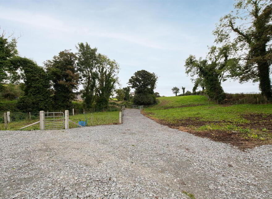 28 Oughley Road, Saintfield, Ballynahinch, BT24 7DA