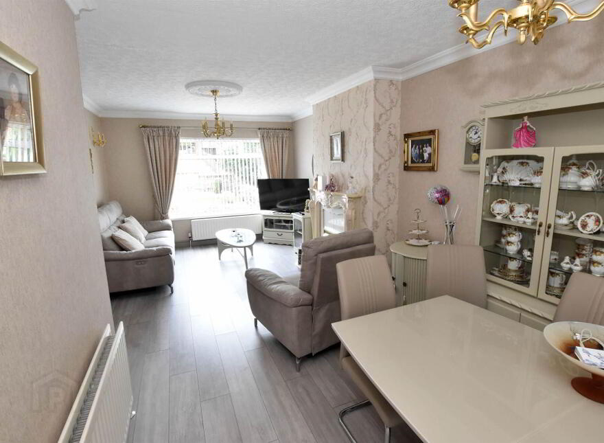 20 Strangford Heights, Newtownards, BT23 8ND