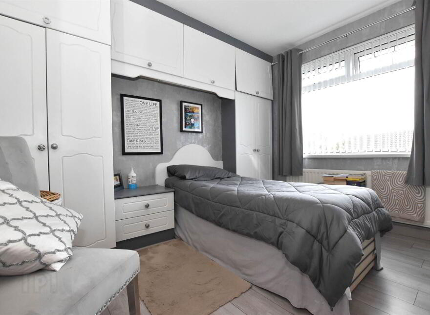 20 Strangford Heights, Newtownards, BT23 8ND