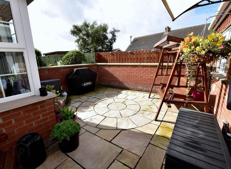 20 Strangford Heights, Newtownards, BT23 8ND