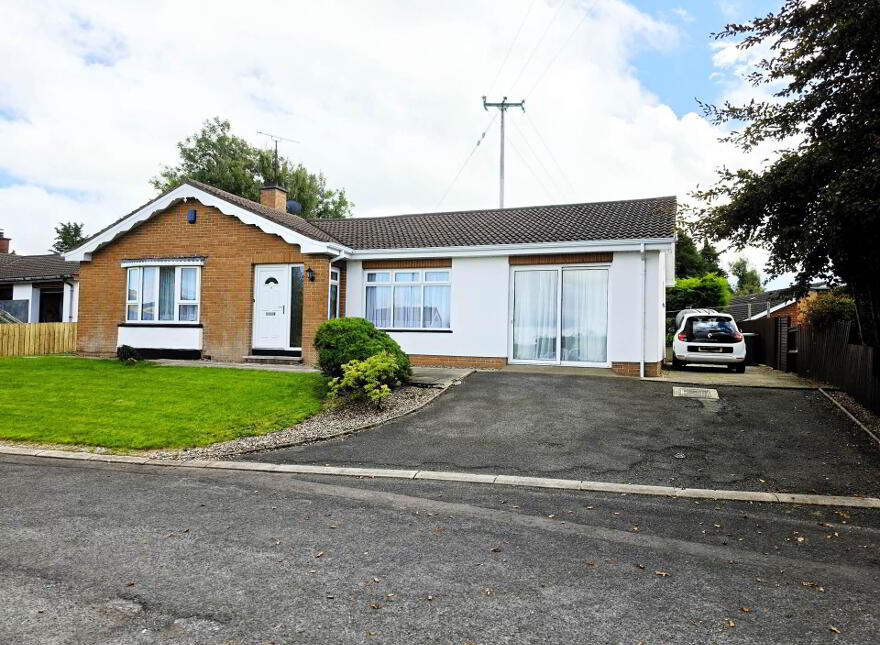 4 Drumlin Court, Enniskillen, BT74 5LF