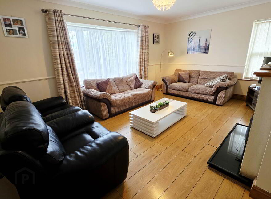4 Drumlin Court, Enniskillen, BT74 5LF