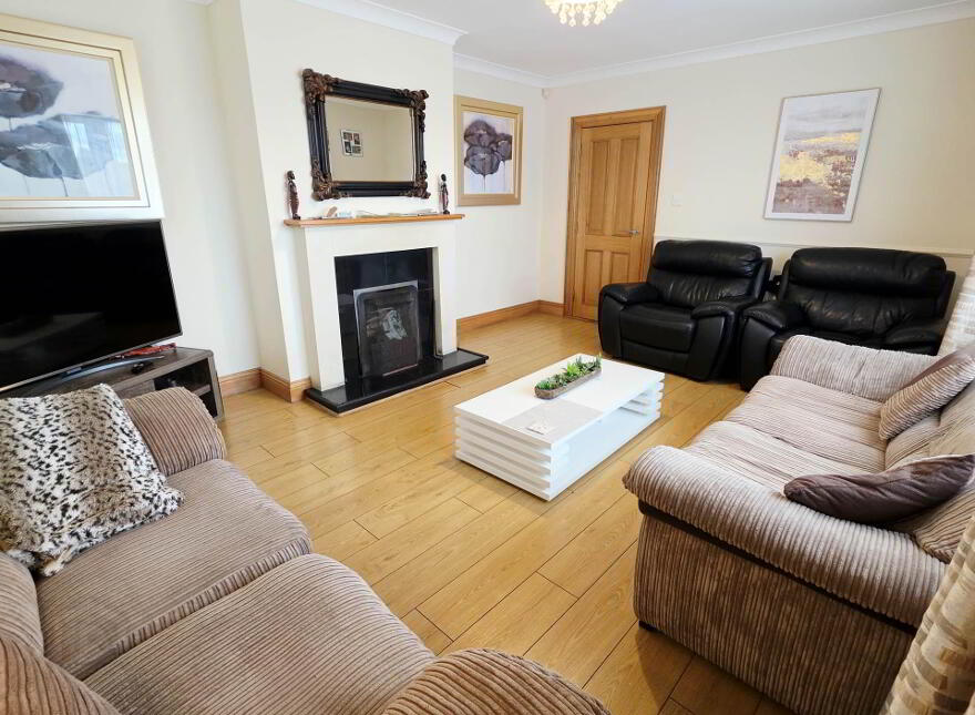 4 Drumlin Court, Enniskillen, BT74 5LF