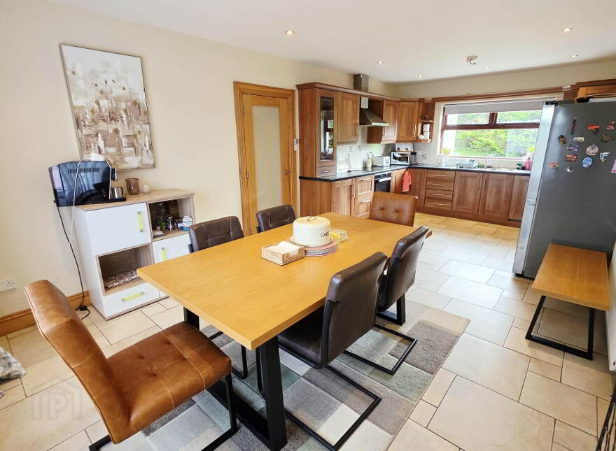 4 Drumlin Court, Enniskillen, BT74 5LF
