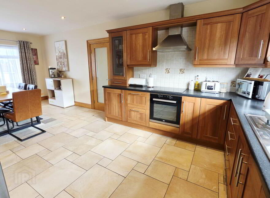 4 Drumlin Court, Enniskillen, BT74 5LF