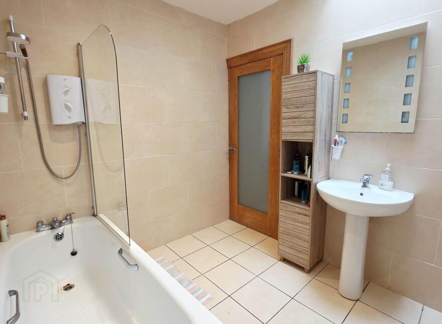 4 Drumlin Court, Enniskillen, BT74 5LF