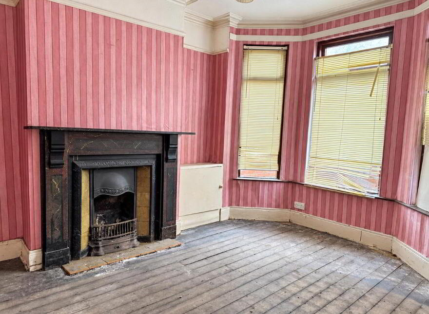 34 Hillview Avenue, Belfast, BT5 6JR