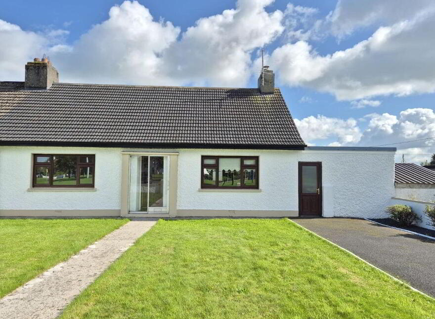 9 Saint Josephs Park, Tuam, H54RR82 photo