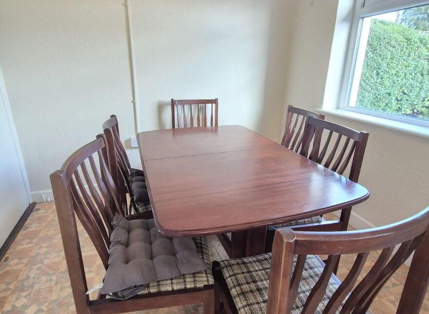 9 Saint Josephs Park, Tuam, H54RR82