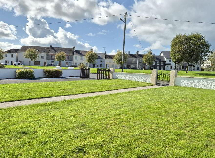 9 Saint Josephs Park, Tuam, H54RR82