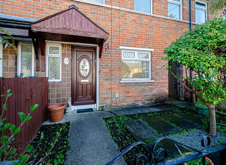 6 Ardgowan Drive, Woodstock, Belfast, BT6 9BY