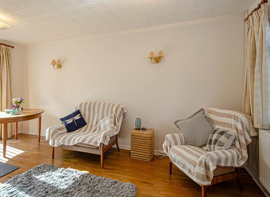6 Ardgowan Drive, Woodstock, Belfast, BT6 9BY