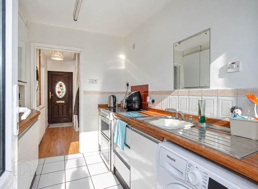 6 Ardgowan Drive, Woodstock, Belfast, BT6 9BY