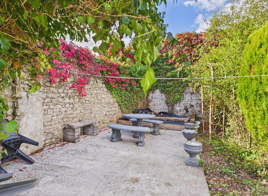 The Gate Lodge, Molesworth Street, Daingean, R35W242