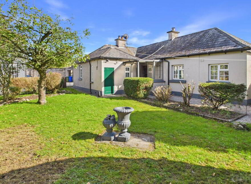 The Gate Lodge, Molesworth Street, Daingean, R35W242