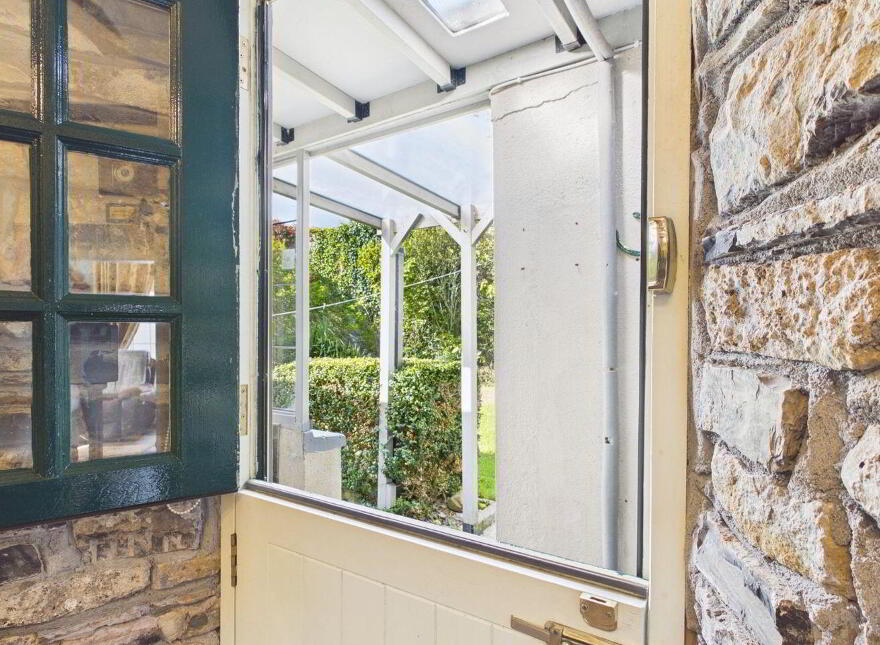The Gate Lodge, Molesworth Street, Daingean, R35W242