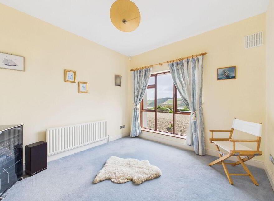 Parkswood, Passage East, X91V2F5