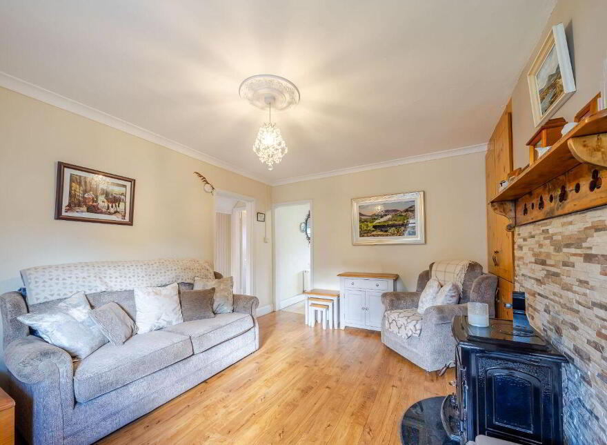 15 Saint Patricks Avenue, Castlebar, F23K651