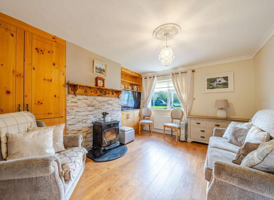 15 Saint Patricks Avenue, Castlebar, F23K651
