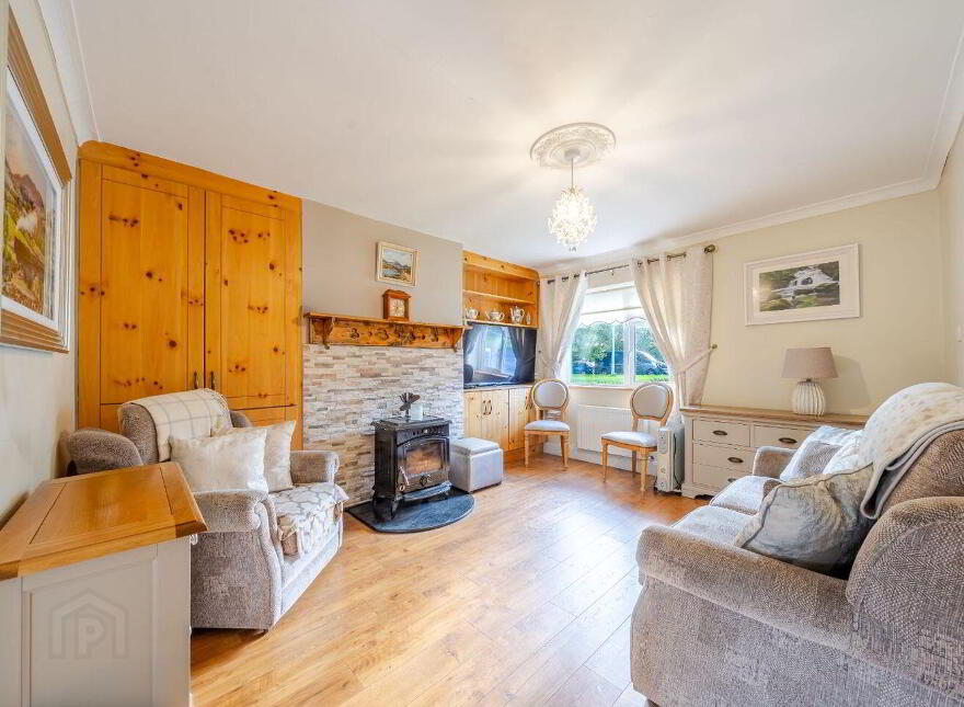 15 Saint Patricks Avenue, Castlebar, F23K651