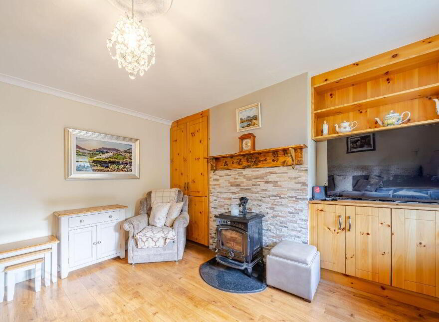15 Saint Patricks Avenue, Castlebar, F23K651