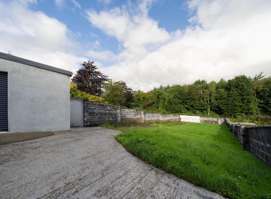 15 Saint Patricks Avenue, Castlebar, F23K651