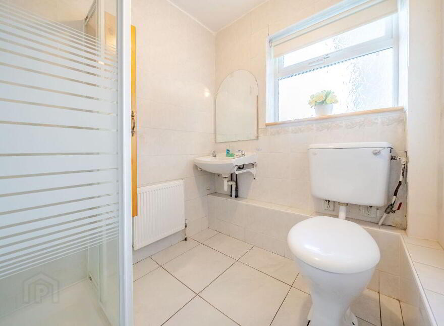 15 Saint Patricks Avenue, Castlebar, F23K651
