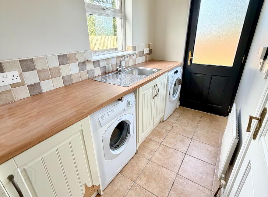 6 Madden Grange, Keady, Armagh, BT60 3RN