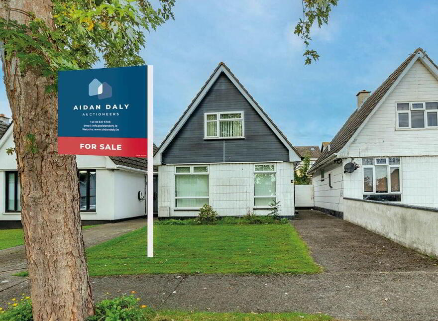 4 Newbury Lawns, Clonshaugh, D17AX77 photo