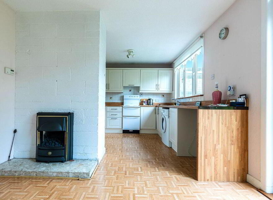 4 Newbury Lawns, Clonshaugh, D17AX77