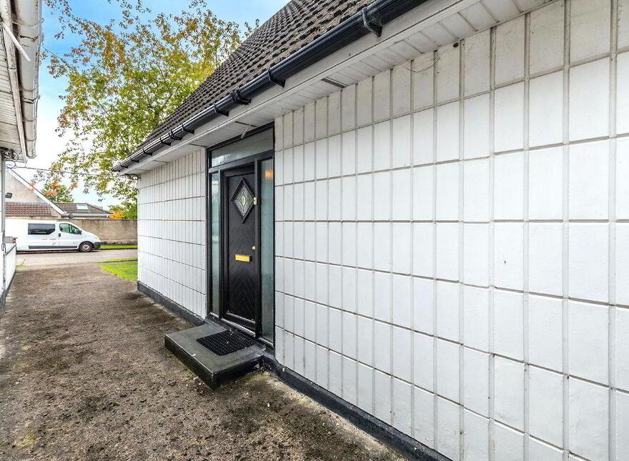 4 Newbury Lawns, Clonshaugh, D17AX77