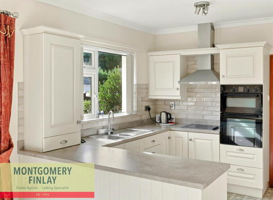 10 Benaughlin Park, Enniskillen, BT74 6JT