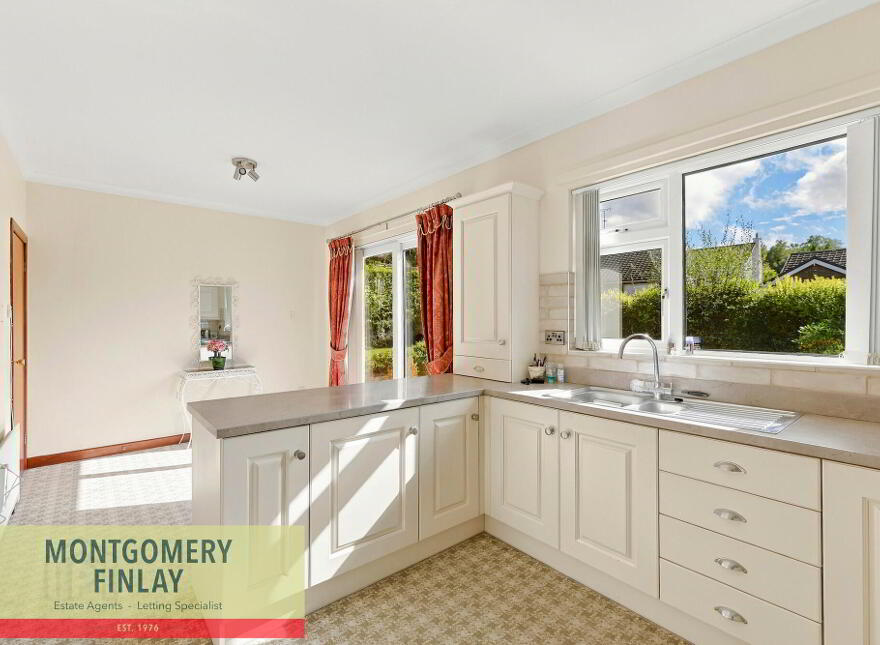 10 Benaughlin Park, Enniskillen, BT74 6JT