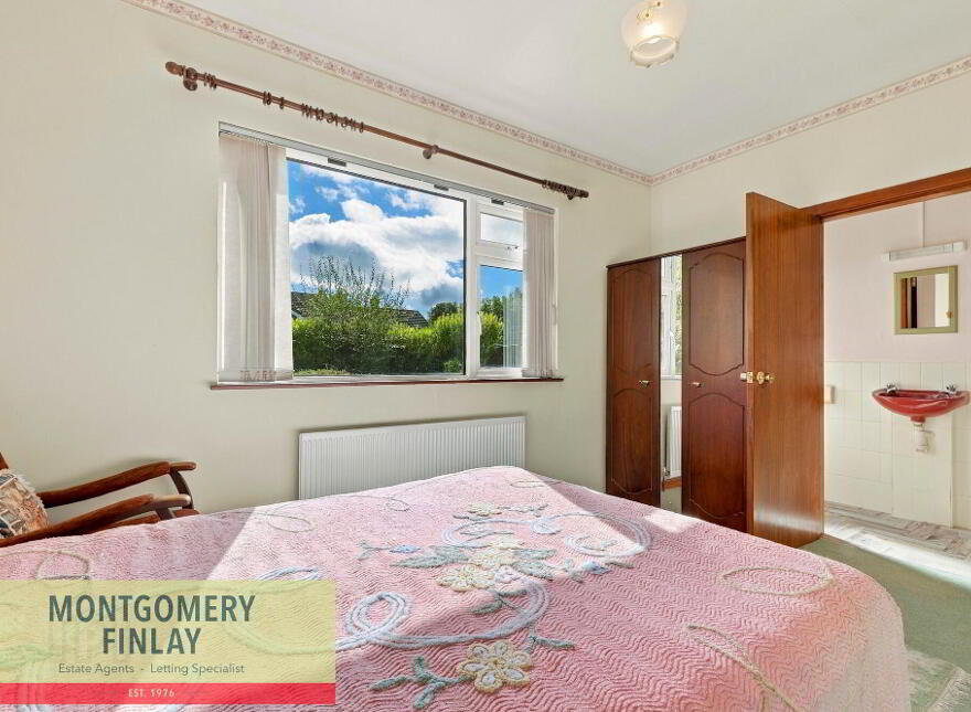 10 Benaughlin Park, Enniskillen, BT74 6JT