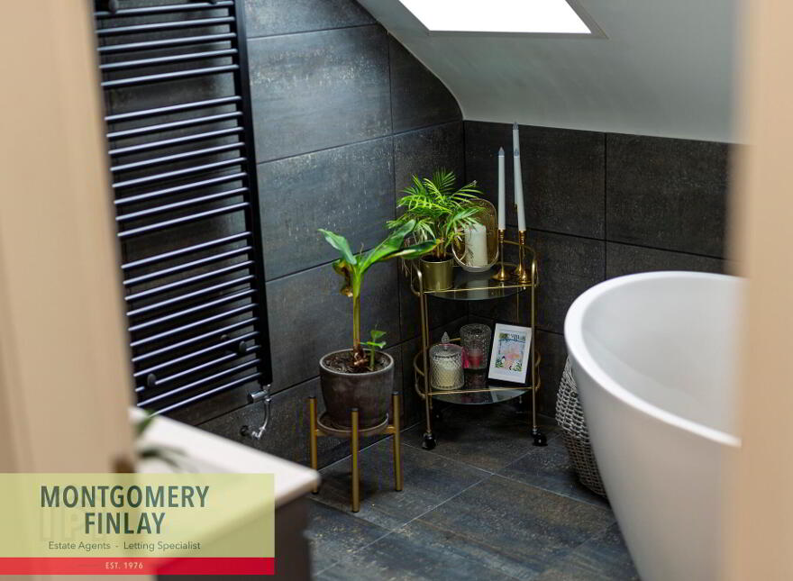21A Old Henry Street, Enniskillen, BT74 7JX
