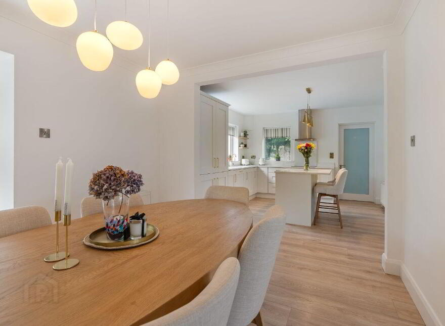 10 The Meadows, Classes Lake, Ballincollig, P31P406