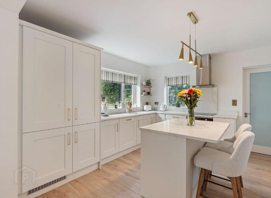 10 The Meadows, Classes Lake, Ballincollig, P31P406
