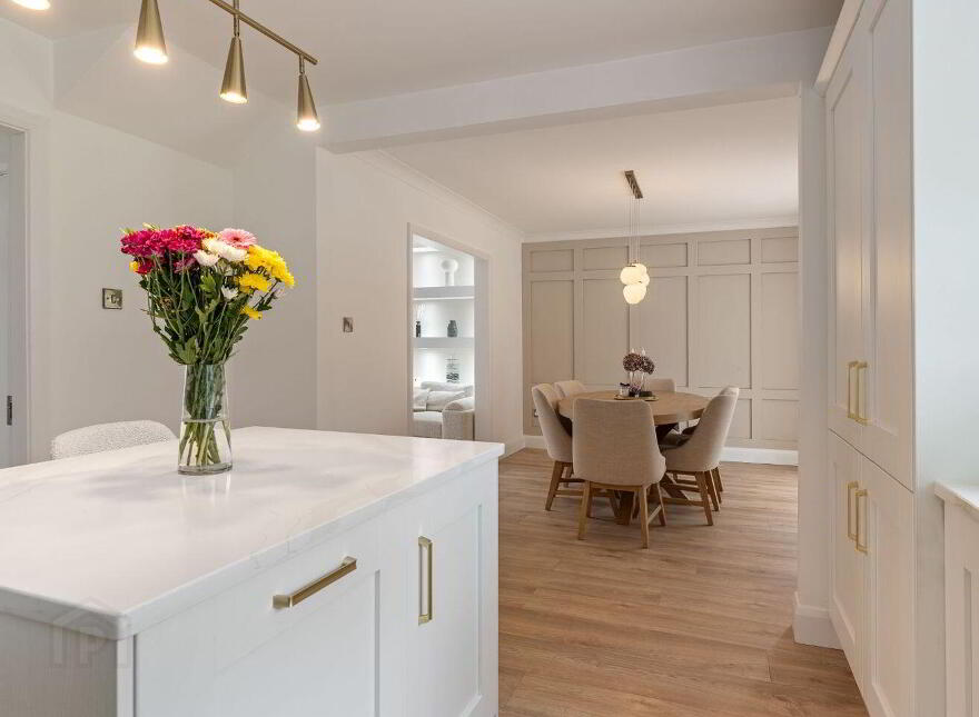 10 The Meadows, Classes Lake, Ballincollig, P31P406