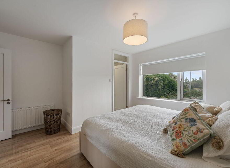 10 The Meadows, Classes Lake, Ballincollig, P31P406