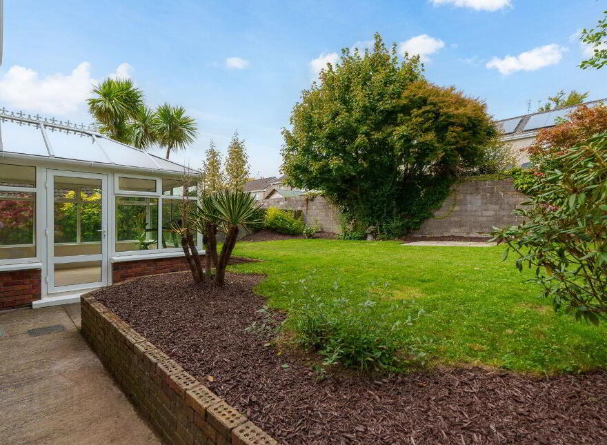 10 The Meadows, Classes Lake, Ballincollig, P31P406