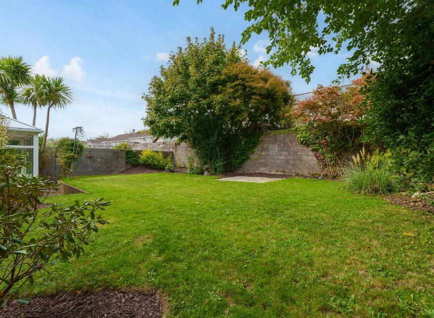 10 The Meadows, Classes Lake, Ballincollig, P31P406