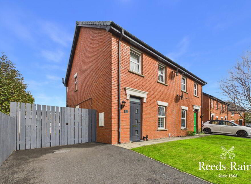 89 Linen Crescent, Bangor, BT19 7JW photo