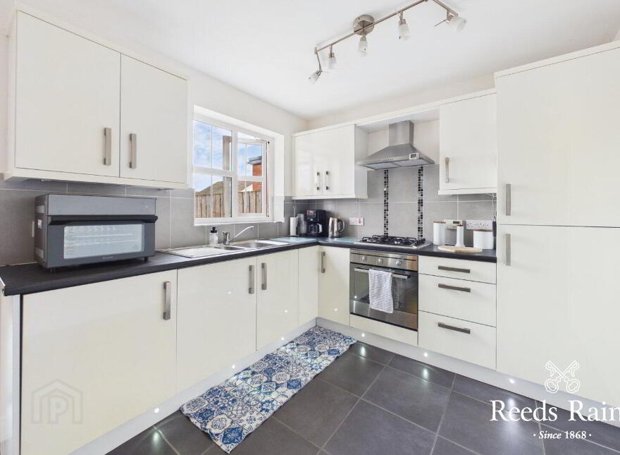 89 Linen Crescent, Bangor, BT19 7JW