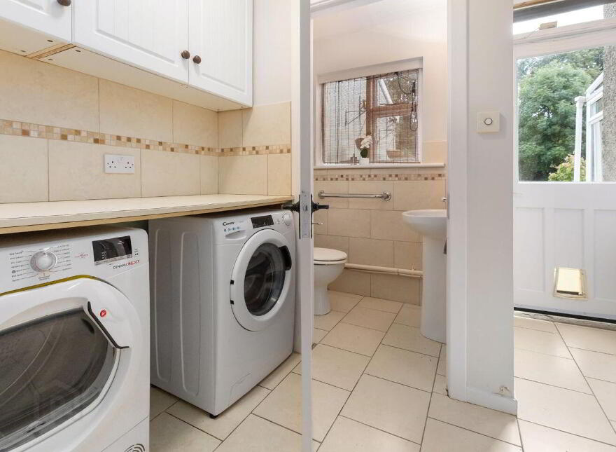 32 Dodder Park Road, Rathfarnham, Dublin 14, D14AX96