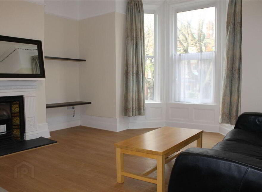 30 North Circular Road, Stoneybatter, Stoneybatter, D07EH77