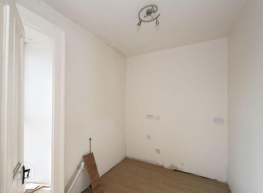 8 Tallow Street, Youghal, P36D603