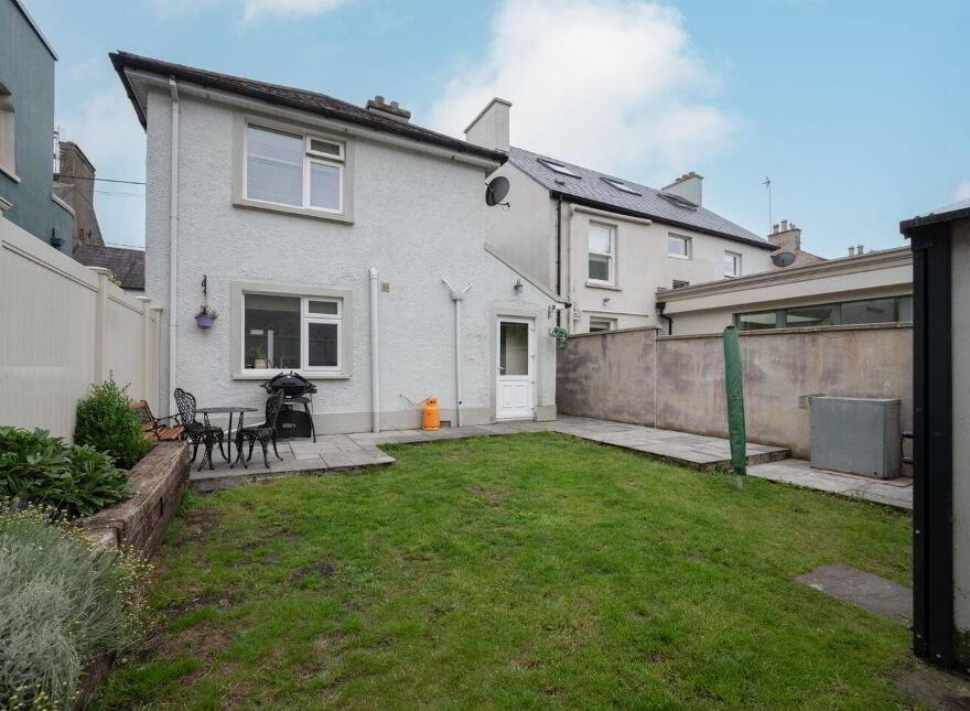 Rosario, 15 Friar Street, Youghal, P36N562