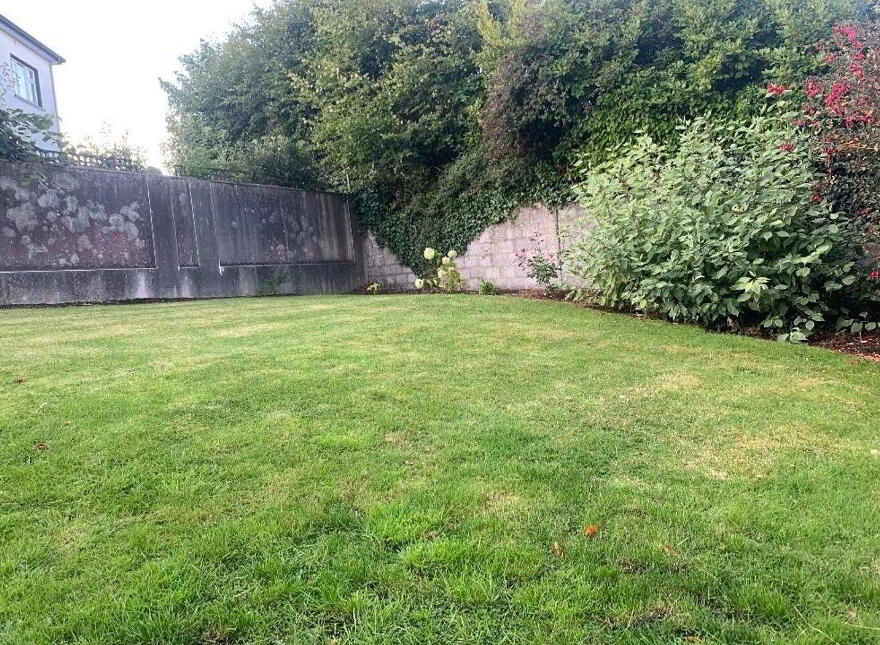 3 Sli Na Mara, Kingston Road, Kingston, H91D962