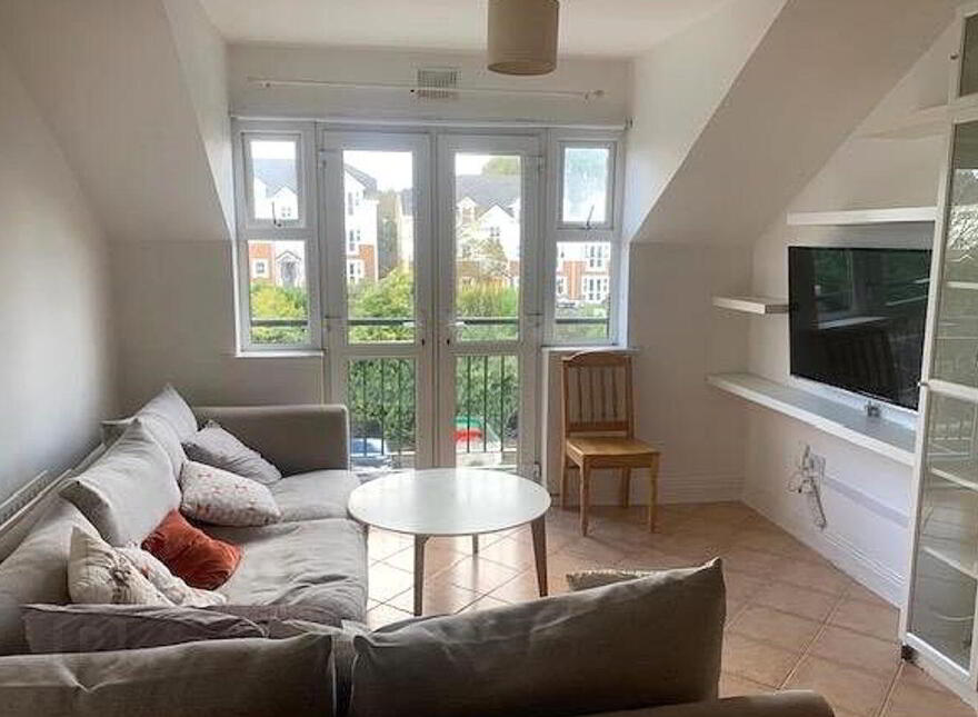 Apartment 18 Cluain Riocaird, Headford Road, H91X2N3